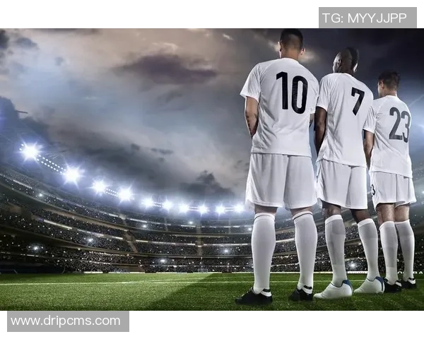 马内的足球传奇之路：从塞内加尔小镇到欧洲顶级联赛的辉煌历程